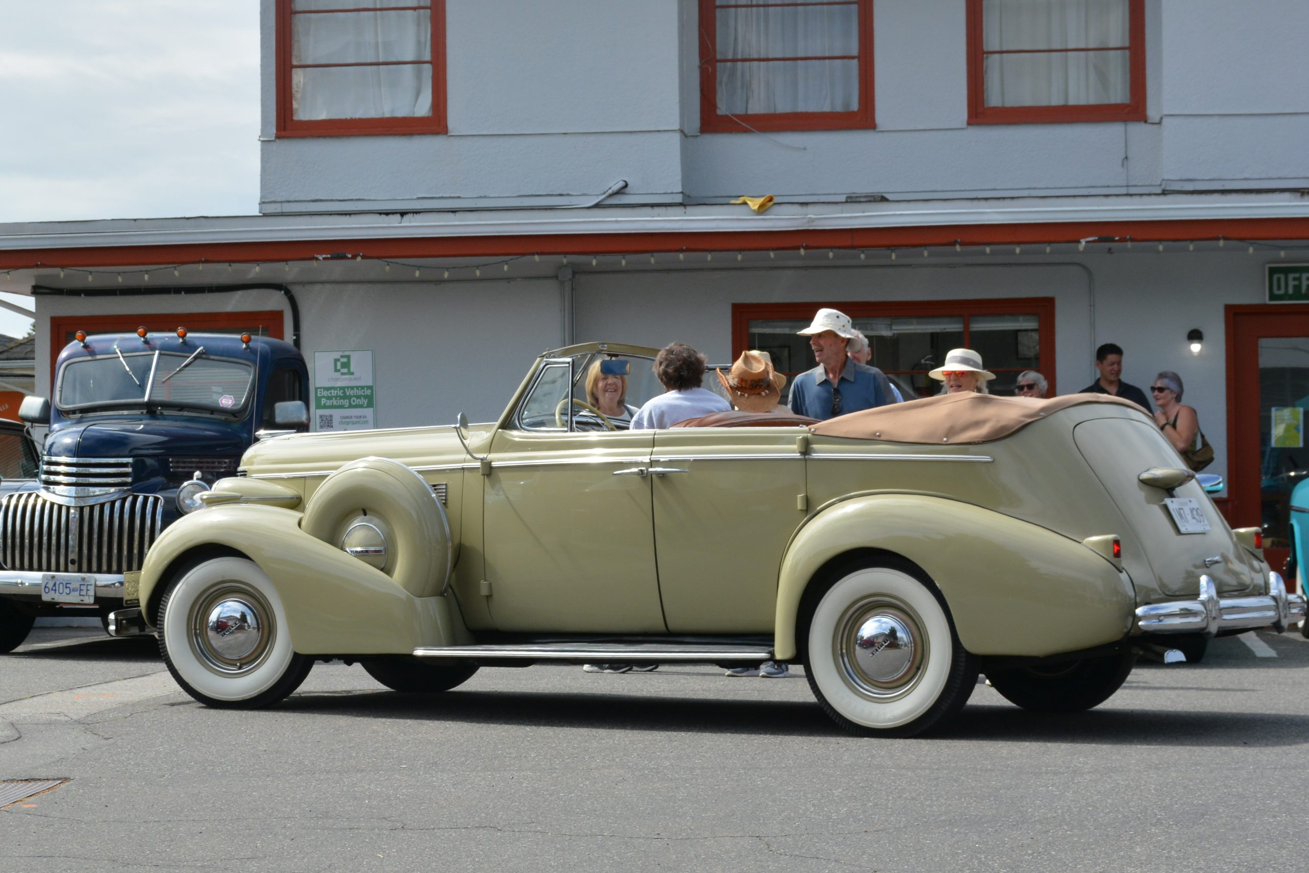 Vintage Car Club of Canada - Vancouver Chapter Car Show