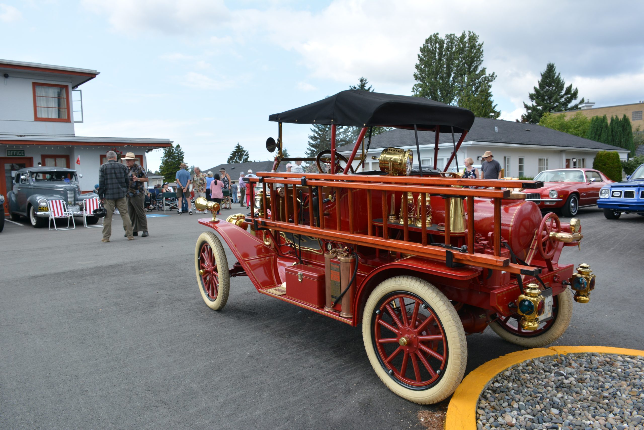 Vintage Car Club of Canada - Vancouver Chapter Car Show 2400 Motel