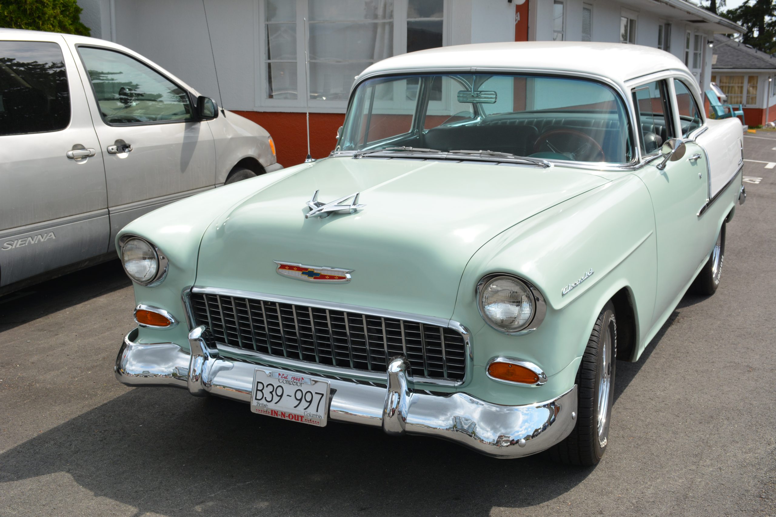 Vintage Car Club of Canada - Vancouver Chapter Car Show 2400 Motel