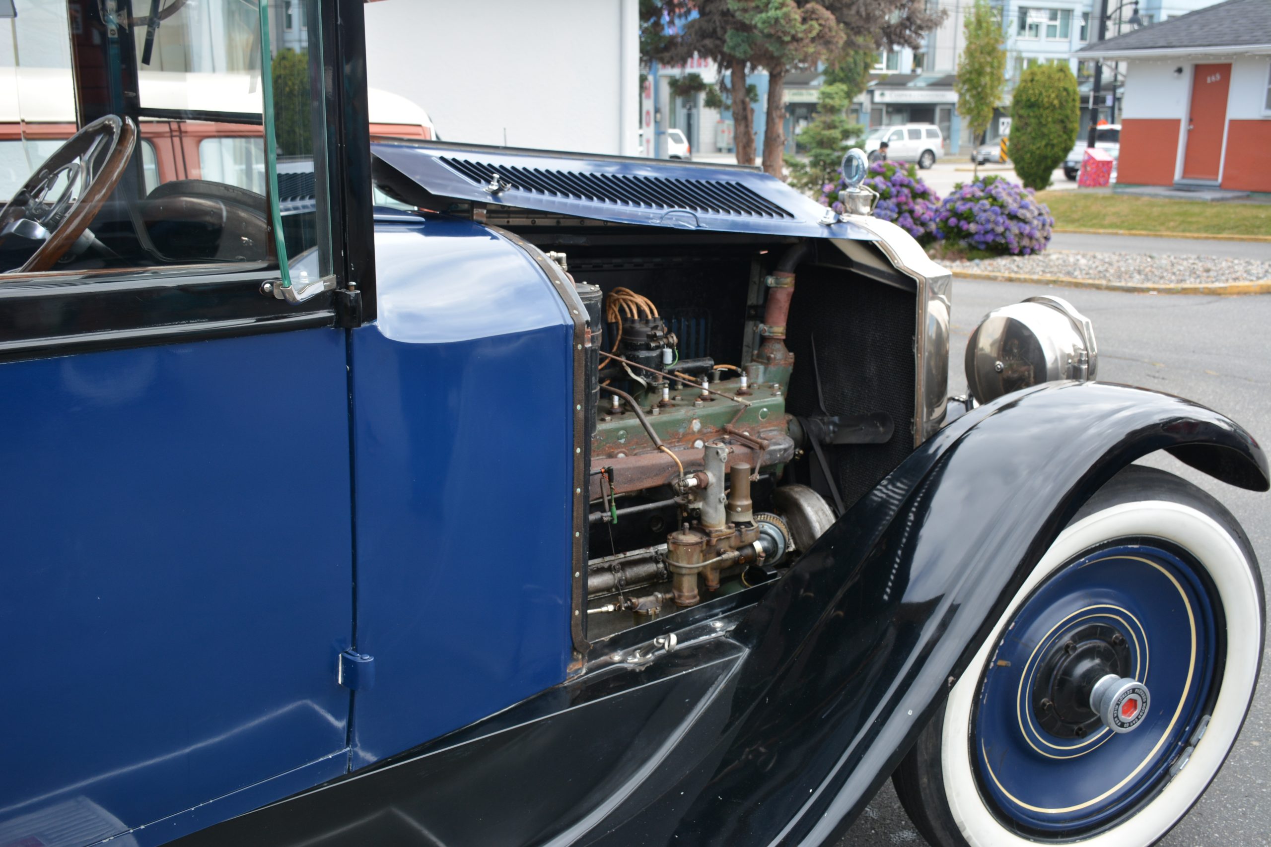 Vintage Car Club of Canada - Vancouver Chapter Car Show 2400 Motel