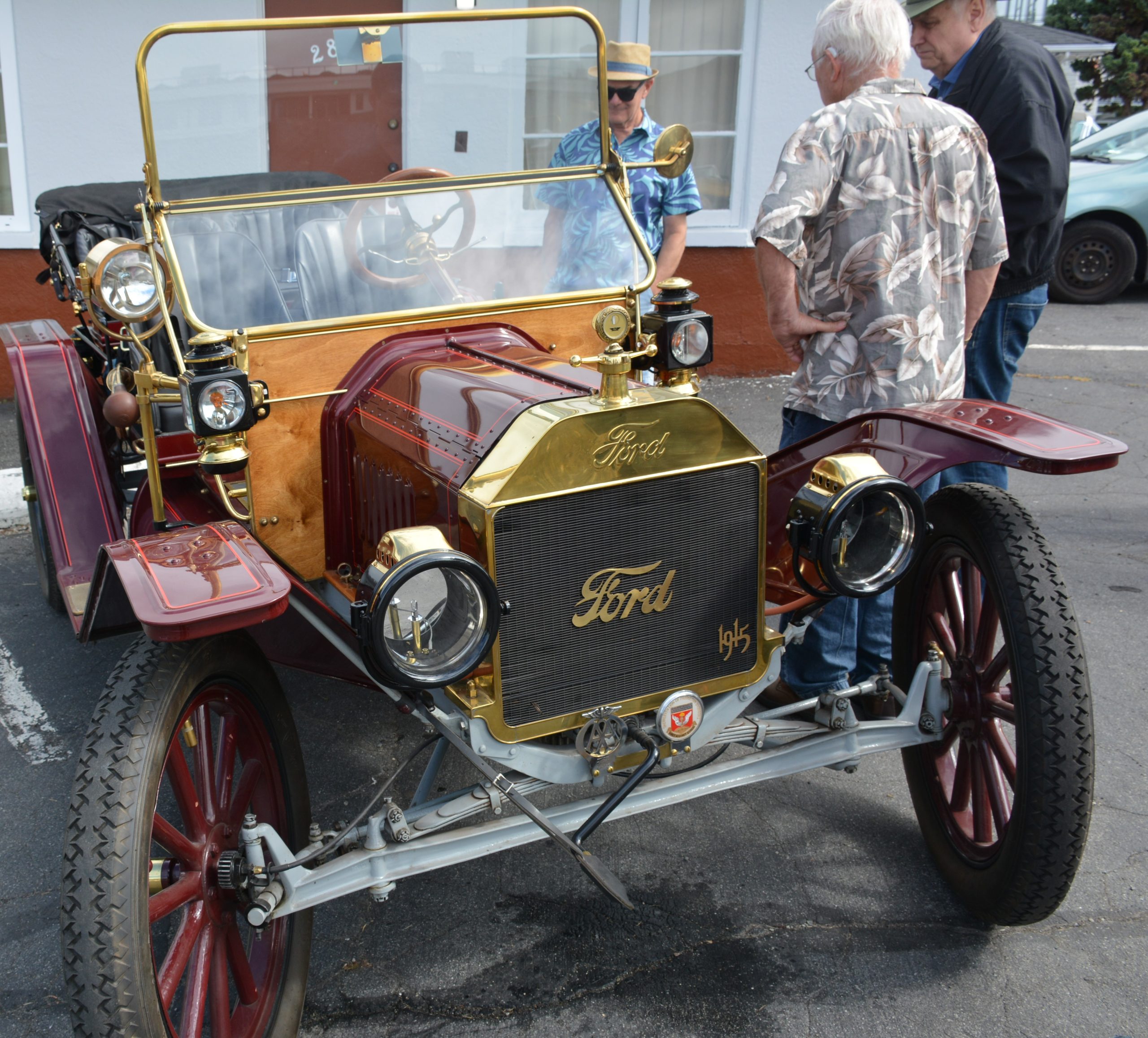 Vintage Car Club of Canada - Vancouver Chapter Car Show 2400 Motel