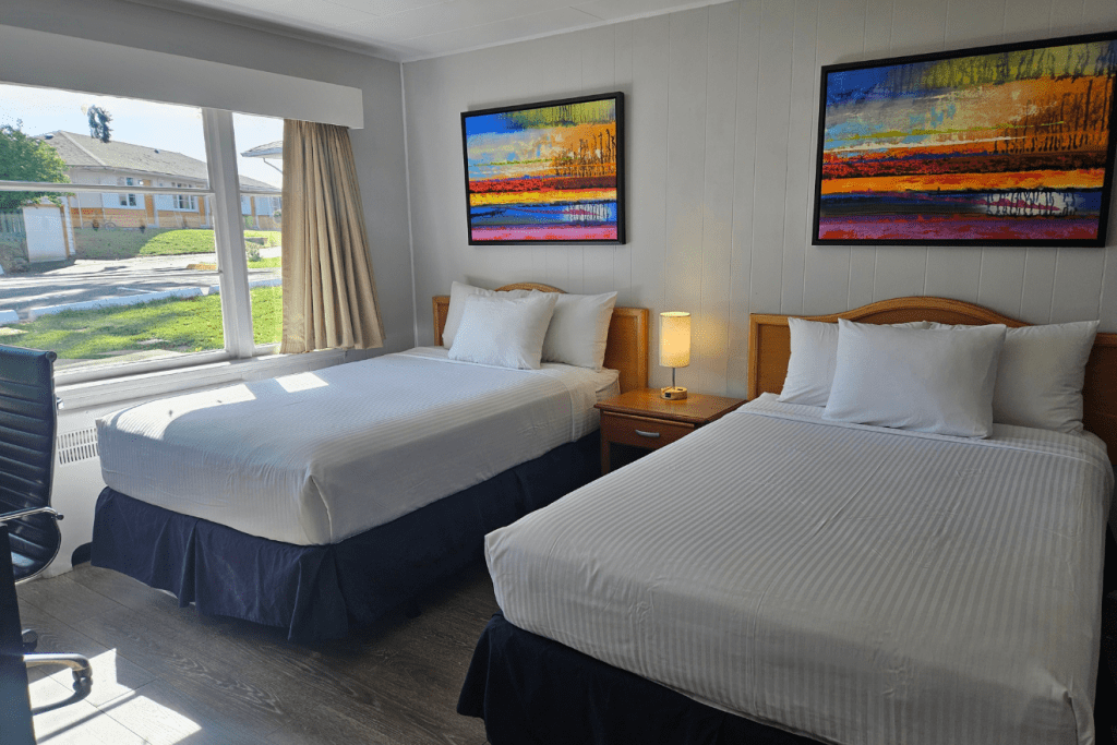 Family-friendly bungalow with two beds at the 2400 Motel Vancouver